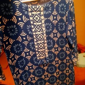 Small Women's Kurta Set